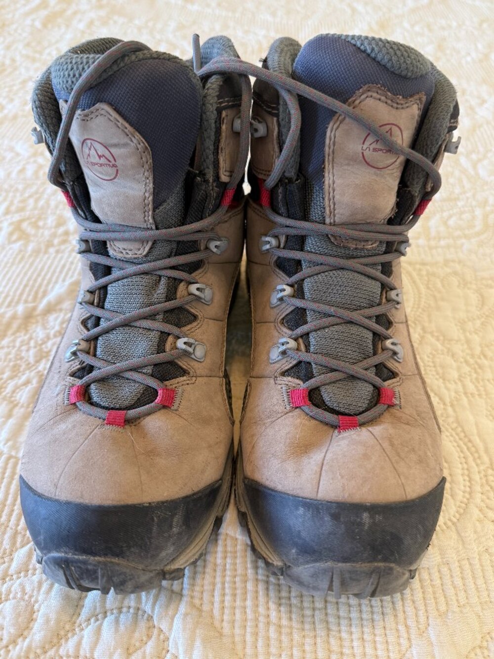 La Sportiva Nucleo High GTX Waterproof Hiking Boots Womens. Size 9